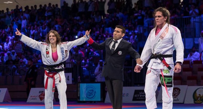 Mackenzie Dern vence a Gabi Garcia