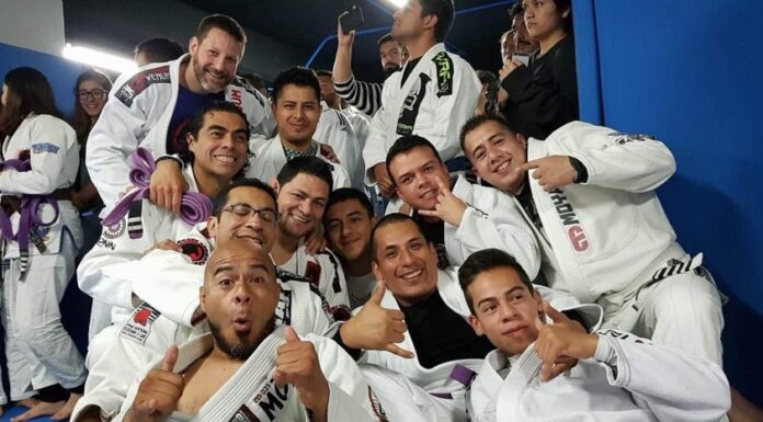 ¡Estamos de vuelta! estamos con ustedes